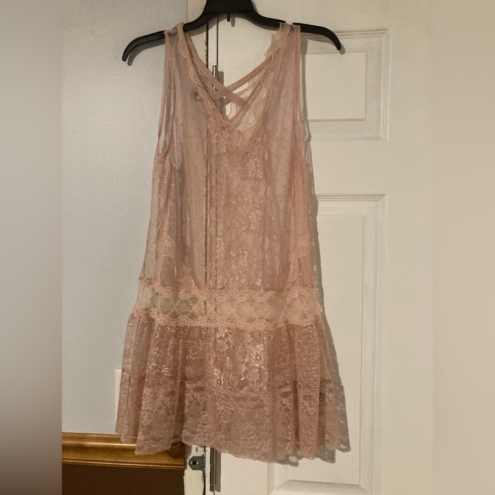 Beautiful all lace top.